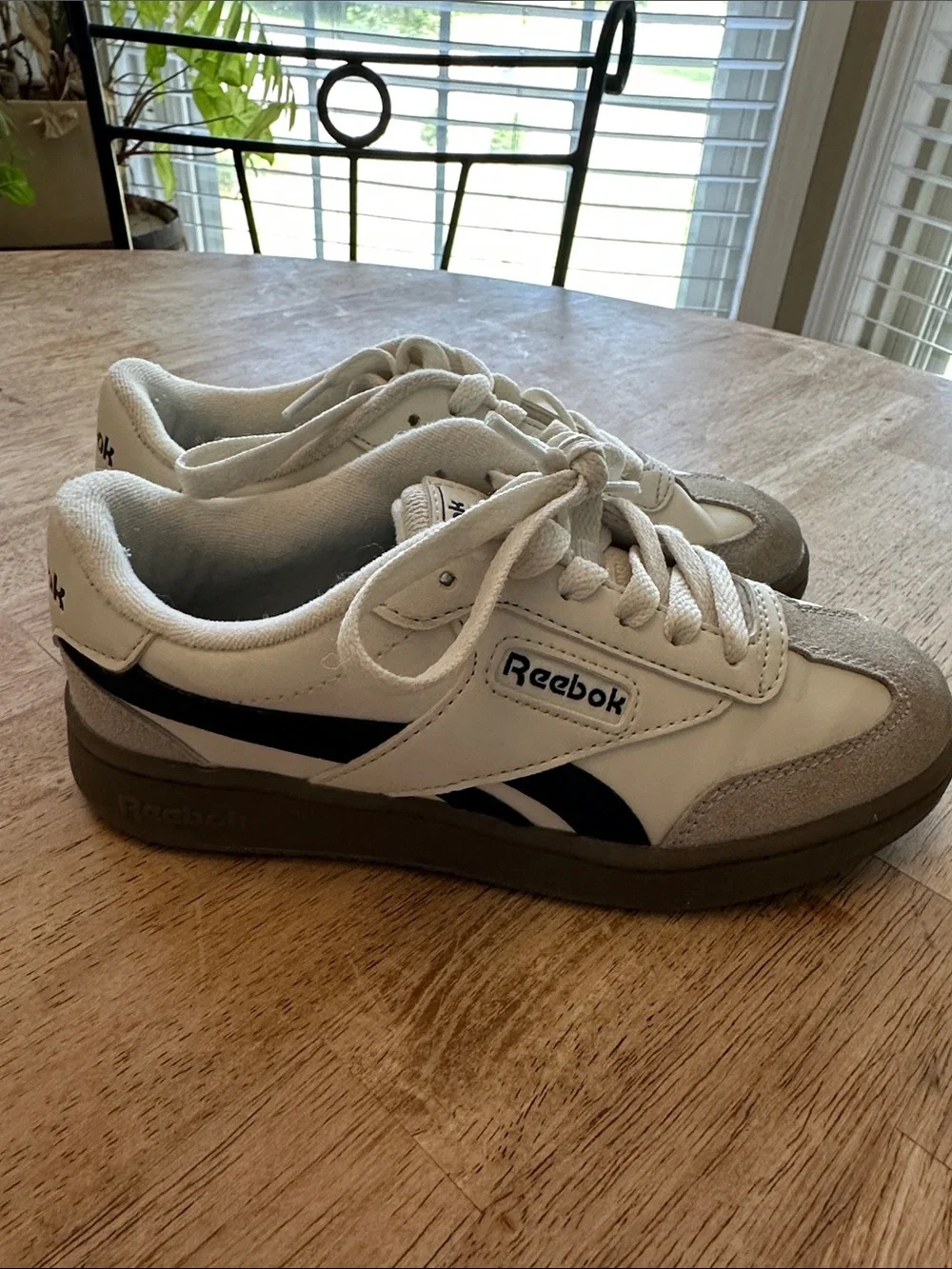 Reebok White and Dark Blue Low-Top Sneakers